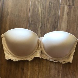 Calvin Klein Strapless Push Up Bra 30D